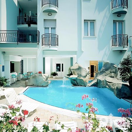 كاتوليكا Residence Le Vele المظهر الخارجي الصورة